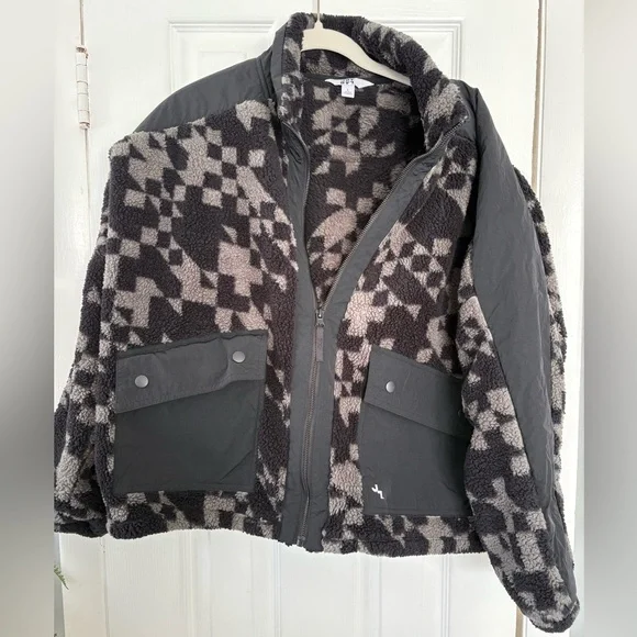 JoyLab Jacket - Picture 1 of 6